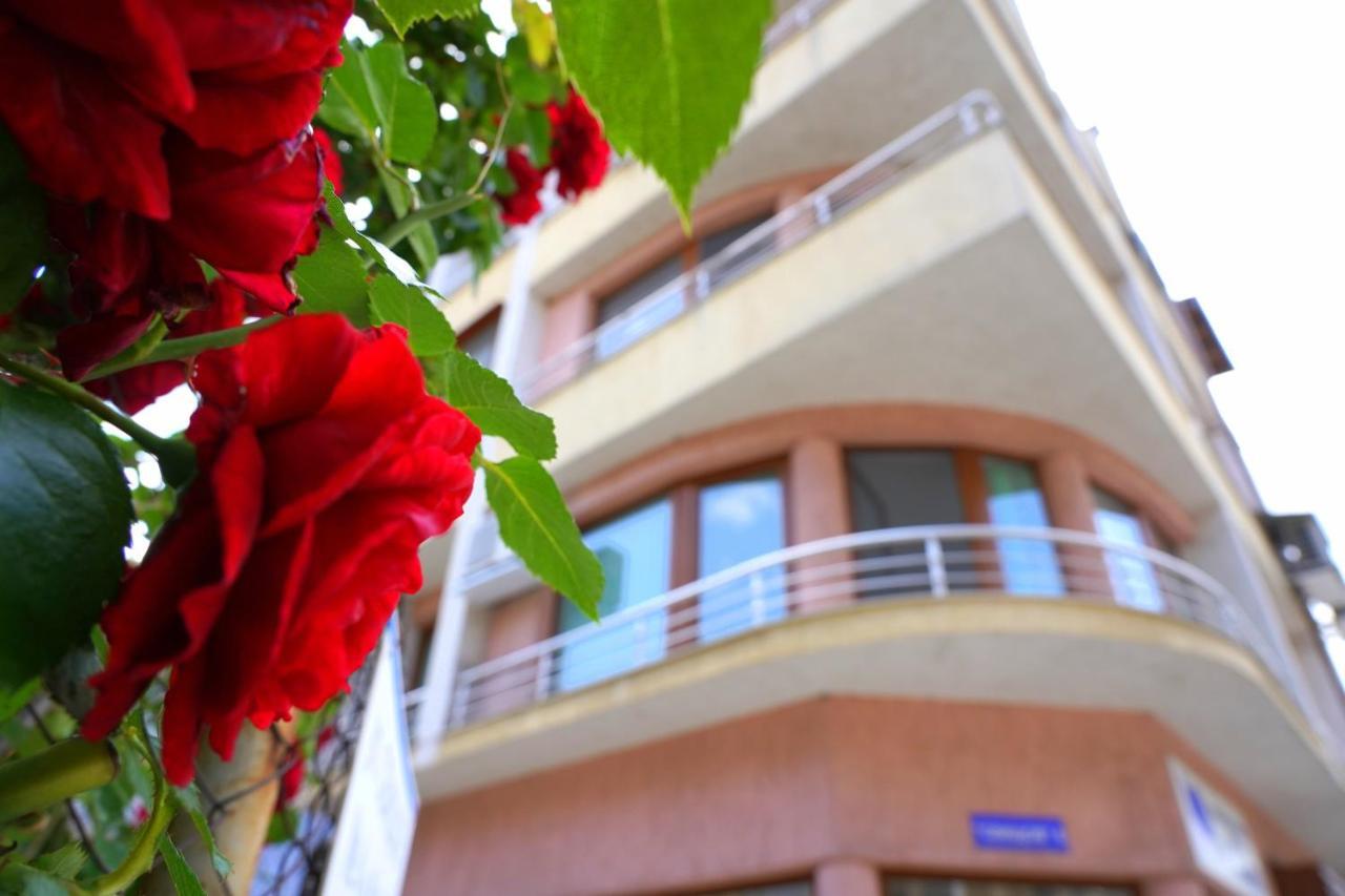 Shushi'S 1 Bedroom Central Apartment Plovdiv Ngoại thất bức ảnh