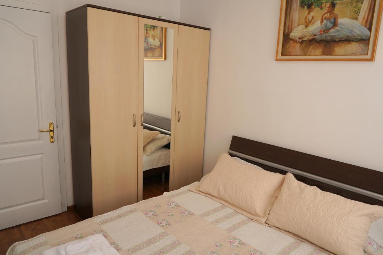 Shushi'S 1 Bedroom Central Apartment Plovdiv Ngoại thất bức ảnh